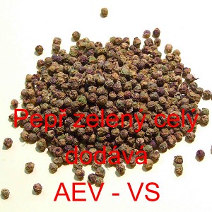 Pepř zelen&yacute; cel&yacute;